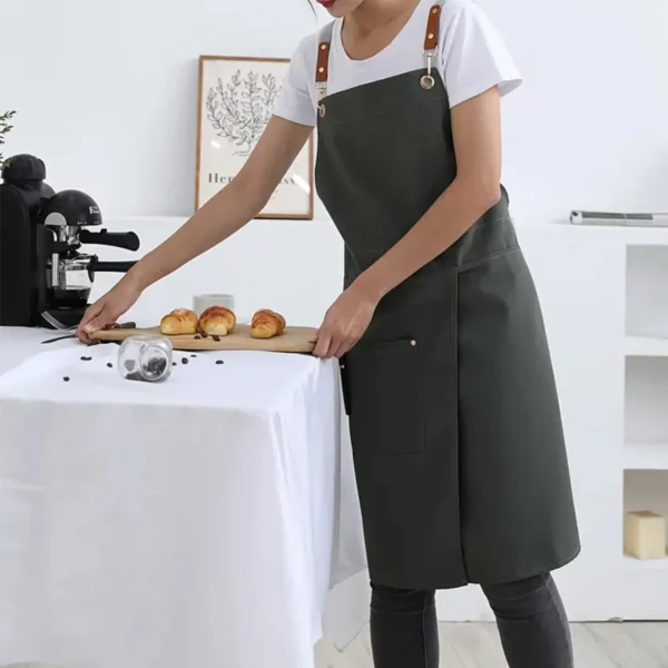 Waterproof Canvas Apron with Pockets – Split Skirt Design for Comfort & Mobility - Image 6